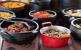 Hospedagem Da Tia Iraci Hotel